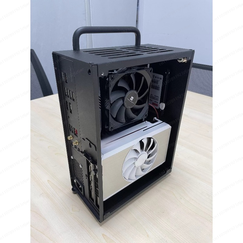 Kompaktowa obudowa PC do gier  – Pc Gaming Case recenzja i cena